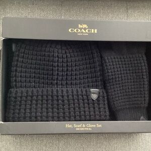 Coach Black Waffle Hat / Scarf / Gloves / NEW in BOX SET / Wool MSRP $225